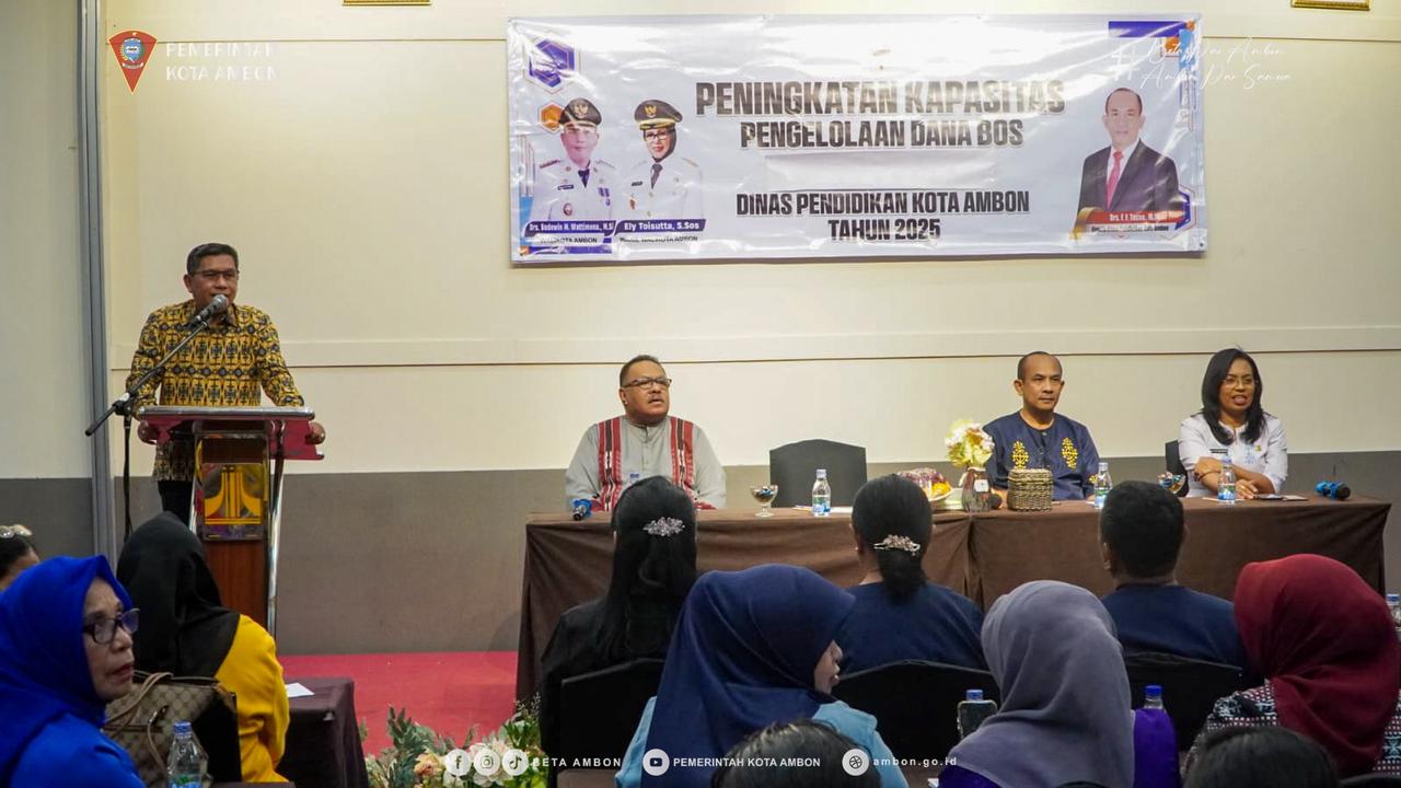 Wali Kota Ambon Tekankan Transparansi dan Profesionalisme dalam Pengelolaan Dana BOS