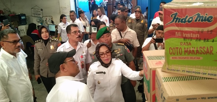 Sidak Distributor, Wawali Ambon Pastikan Stok Bapok Aman Hingga Lebaran 