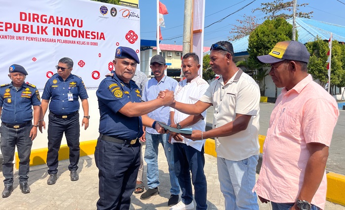31 Nelayan Aru Terima Pas Kecil dan E-BPKP