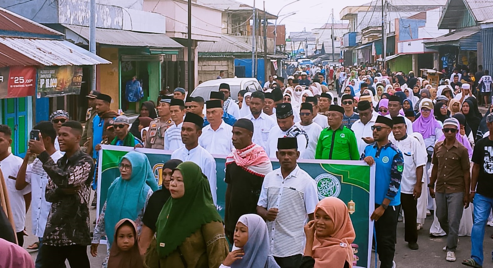 Sambut Ramadhan, Pemkab Aru dan BKPRMI Gelar Pawai Taaruf, Bupati: Jaga Persatuan
