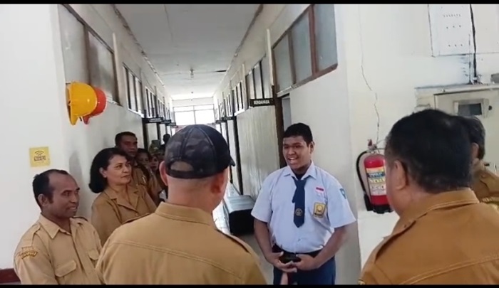 Siswa SMPN 2 Dobo Dijadwalkan Bertemu Presiden