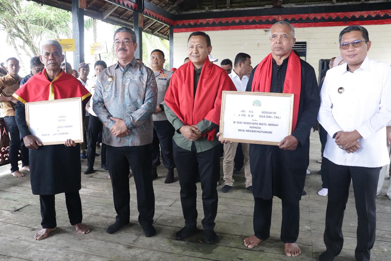 Wamen LHK Kunjungi Maluku, Tinjau Langsung Kesuksesan Hutan Adat Hutumuri