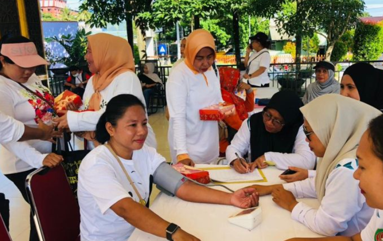 DWP Maluku Gaungkan Gaya Hidup Sehat Lewat “Sehari Bersama” di Lapangan Merdeka Ambon