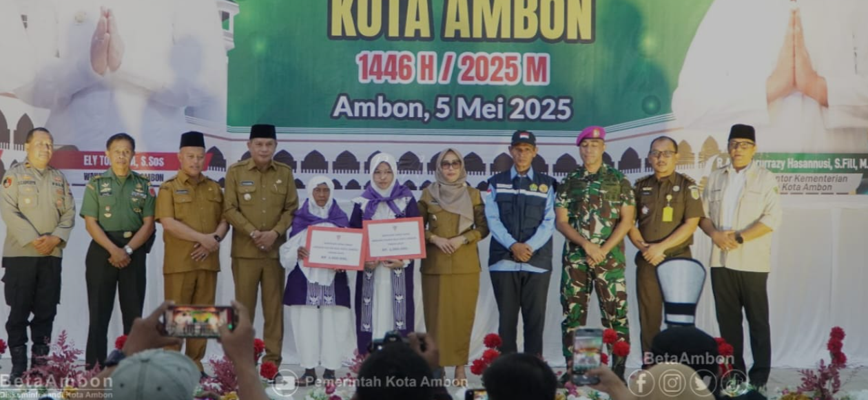 Pemkot Ambon Resmi Berangkatkan 321 Jamaah Calon Haji 2025