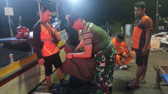 Sempat Hilang Kontak, Longboat Tujuan Dobo Berhasil Ditemukan   ‎