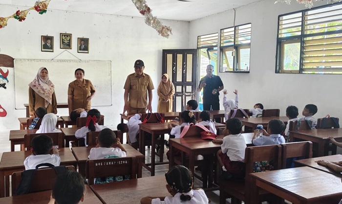 Bupati Pantau Hari Pertama Sekolah