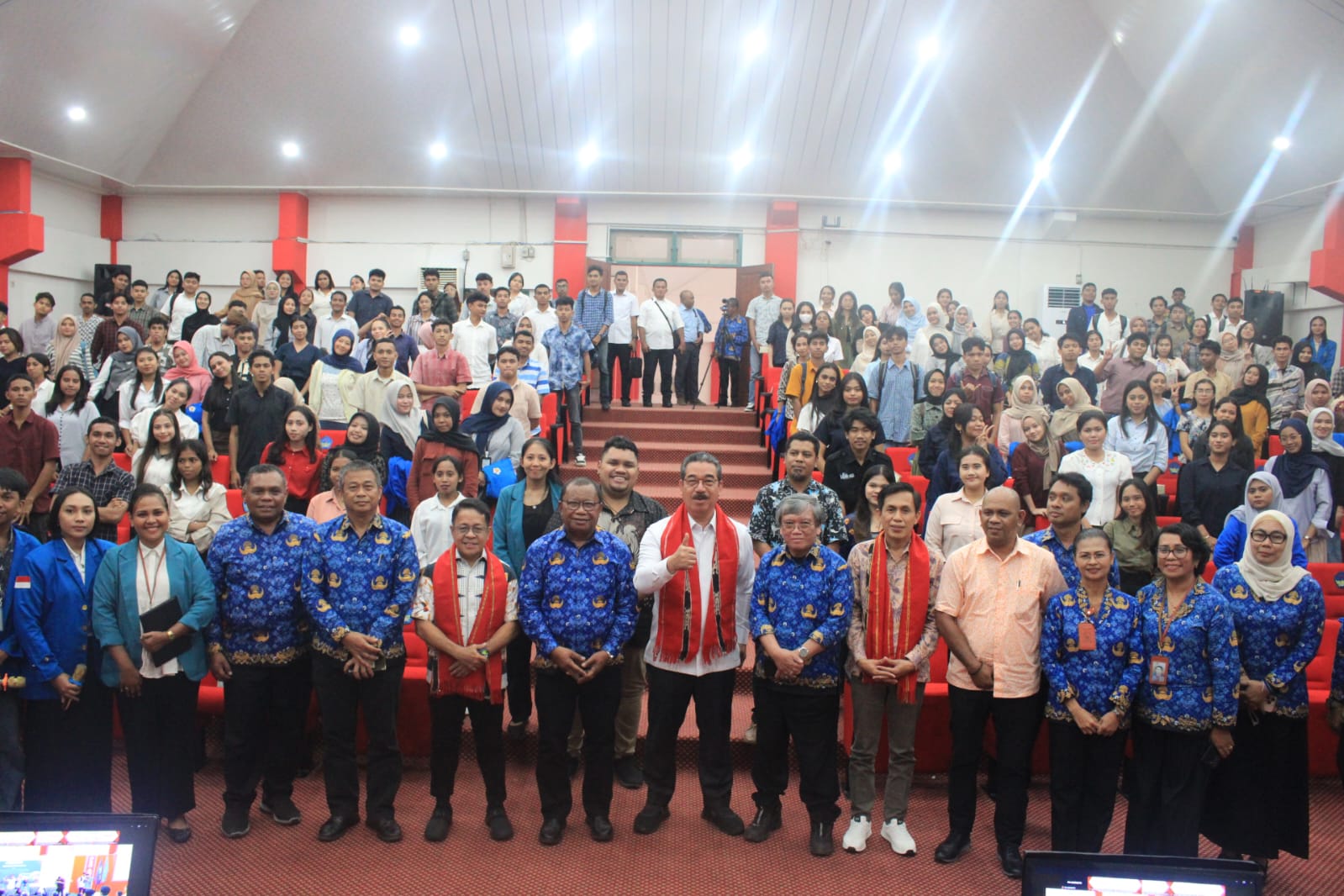 Gubernur Maluku Tekankan Poros Maritim dan Peran FH Unpatti pada Dies Natalis ke-69