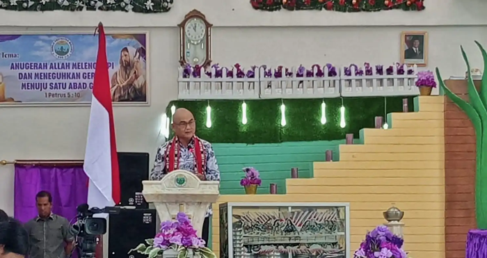 Bupati Kepulauan Aru Hadiri Persidangan ke-28 Jemaat GPM Matbali 