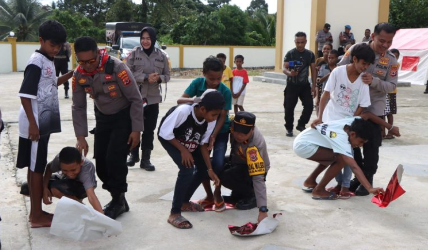 Polres Maluku Tengah Gelar Trauma Healing untuk Anak-anak Korban Konflik di Seram Utara