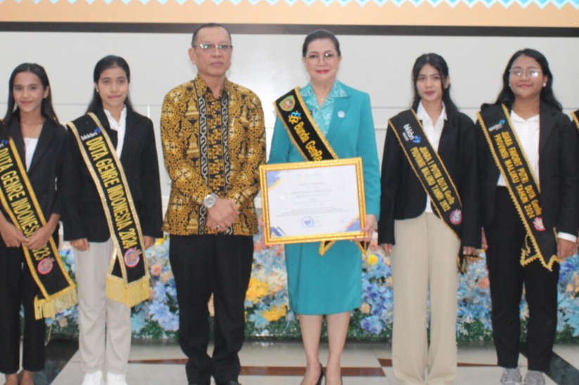Maya Baby Lewerissa Dikukuhkan Jadi Bunda GENRE Maluku