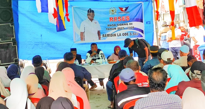 Reses, Rawidin Siap Kawal Aspirasi Warga Kecamatan Nusaniwe