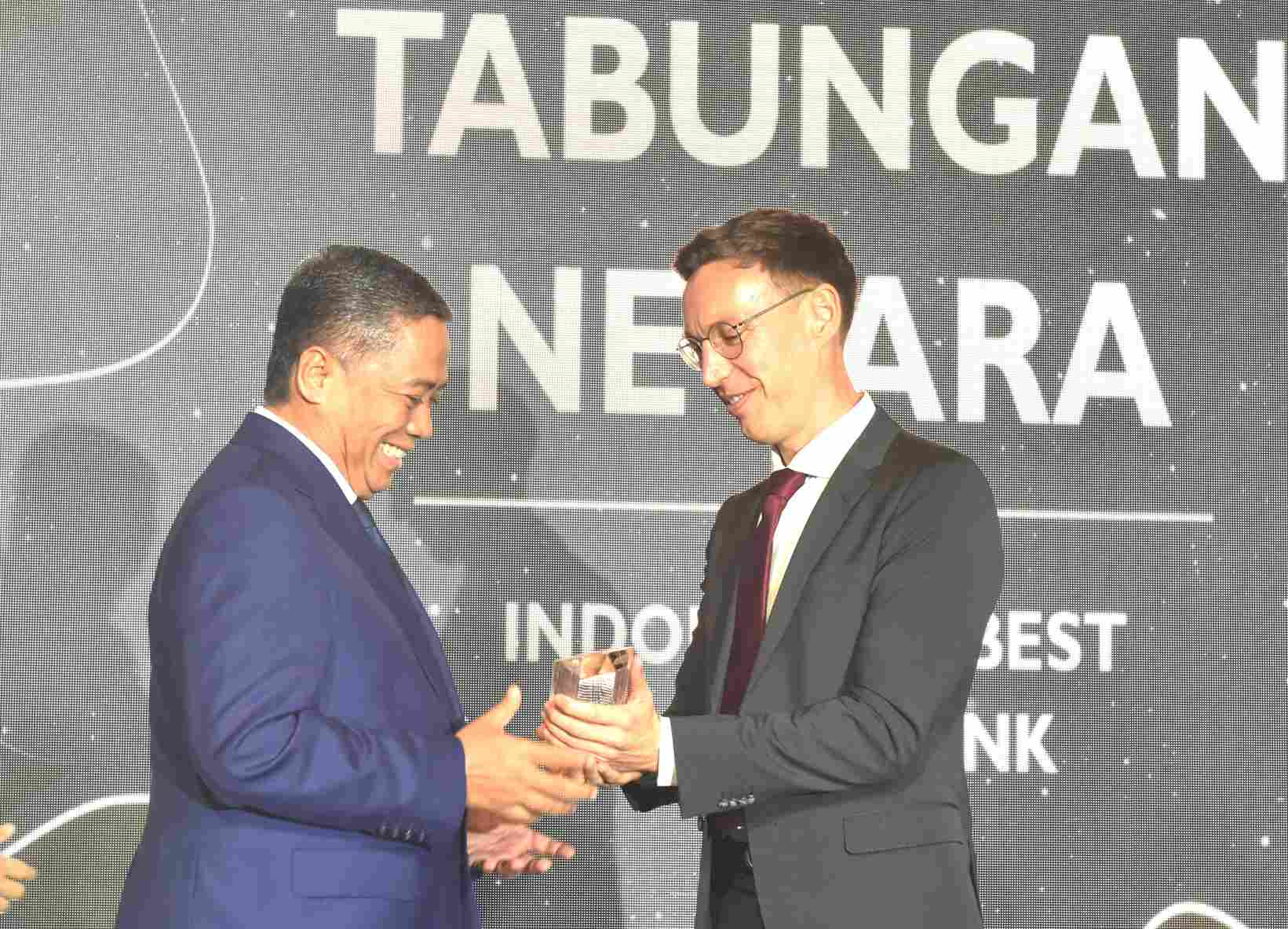 BTN Syariah Kembali Raih Penghargaan Internasional Best Islamic Bank 2025
