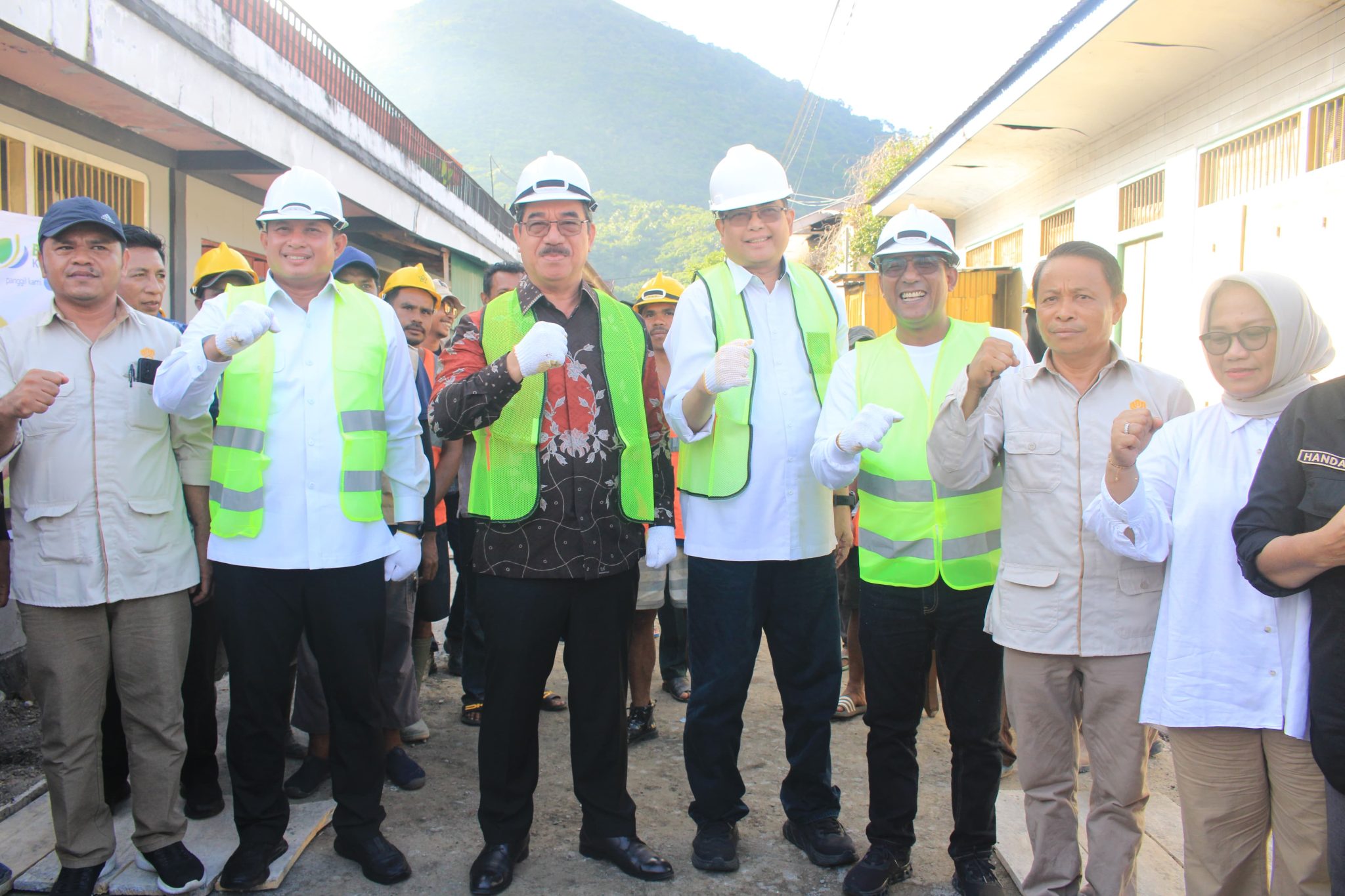 Gubernur Lewerissa Resmikan Proyek 