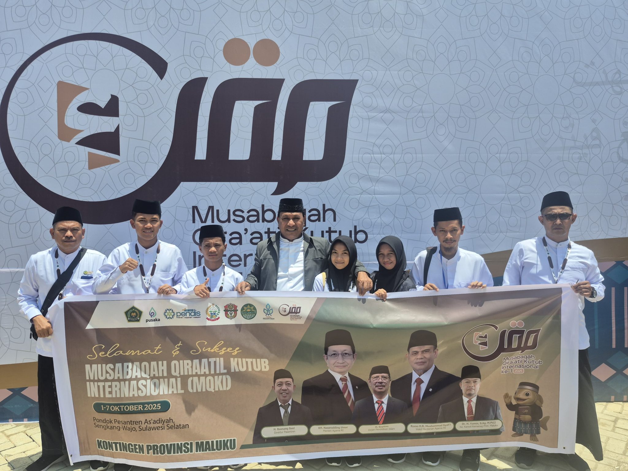 Abdullah Vanath Dampingi Kontingen Santri di MQK Internasional di Wajo