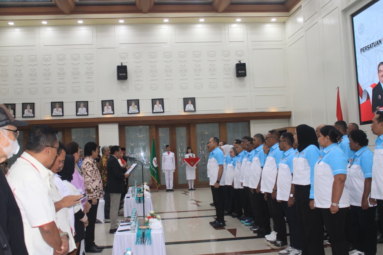 PBVSI Maluku Resmi Dilantik, Gubernur Hendrik Lewerissa Dorong Kebangkitan Voli dari Maluku