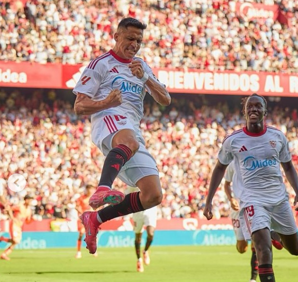 Barcelona Dipermalukan Sevilla 4-1, Alexis Sanchez dan Isaac Romero Jadi Bintang Lapangan