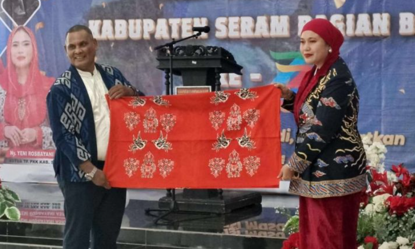 Batik Khas Seram Bagian Barat (SBB) Resmi Kantongi Sertifikat Hak Cipta
