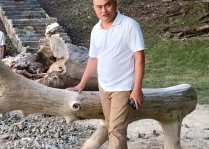 Kaidel Pertanyakan Peran Dinas Pariwisata Aru, Soal Potensi PAD Pada Pantai Taman Kota 