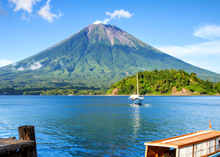 Pemkab Maluku Tengah Siapkan Banda Neira Jadi Geopark, Andalkan Potensi Alam dan Budaya