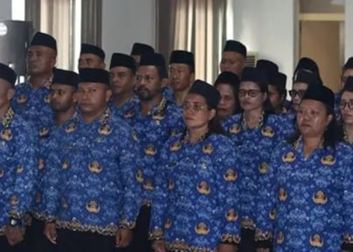 Lantik 47 Kepsek, Bupati Aru Ingatkan  Penggunaan Dana Bos Secara Akuntabel   ‎