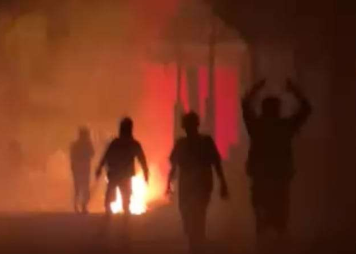 REDAM KONFLIK! TNI-Polri Bergerak Cepat Kendalikan Gesekan Warga di STAIN Batumerah Ambon