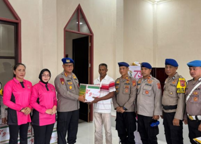 Sambut Hari Bhayangkara ke-79, Ditpolairud Polda Maluku Salurkan Bantuan untuk Nelayan Ambon