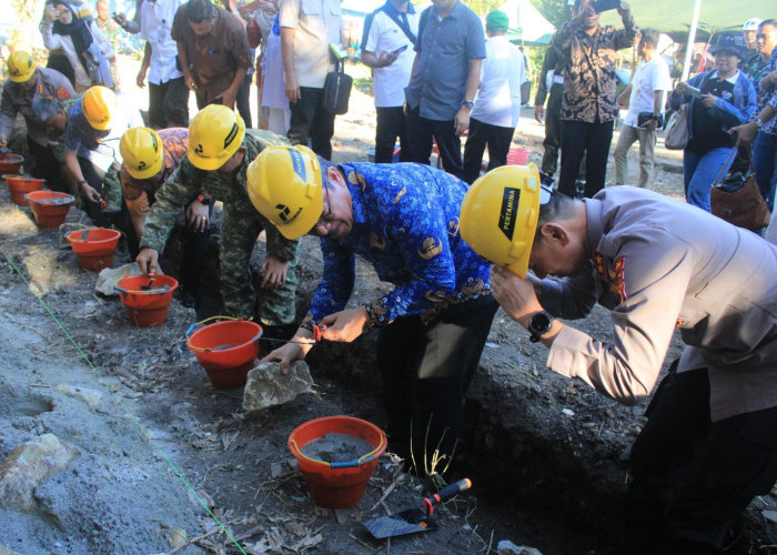 Gubernur Maluku Resmikan Groundbreaking KOPDESKEL Merah Putih, Awali Gerakan Ekonomi Desa dari Wayame