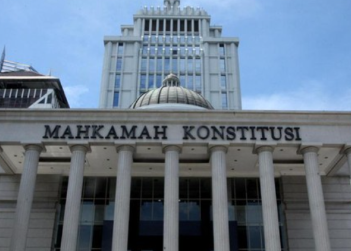 MK Tolak Permohonan PHPU oleh Amus-Hamsah di Pilkada Buru Selatan