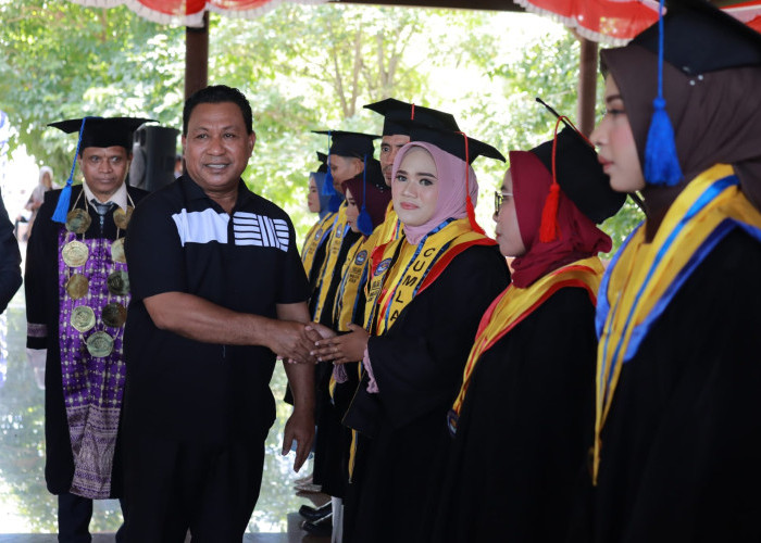 Wagub Maluku Ajak Lulusan Universitas Dr. Djar Wattiheuw Jadi Agen Perubahan untuk Daerah