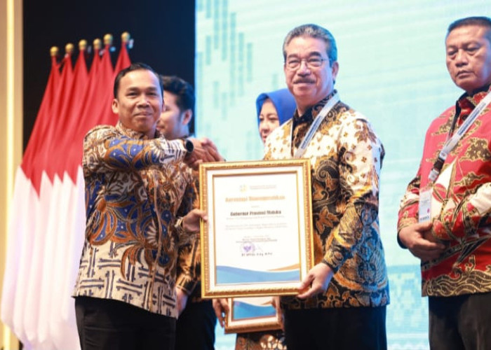 Gubernur Maluku Raih Penghargaan Tim Pengendali Gerakan Orang Tua Asuh Cegah Stunting Terbaik di Rakornas 