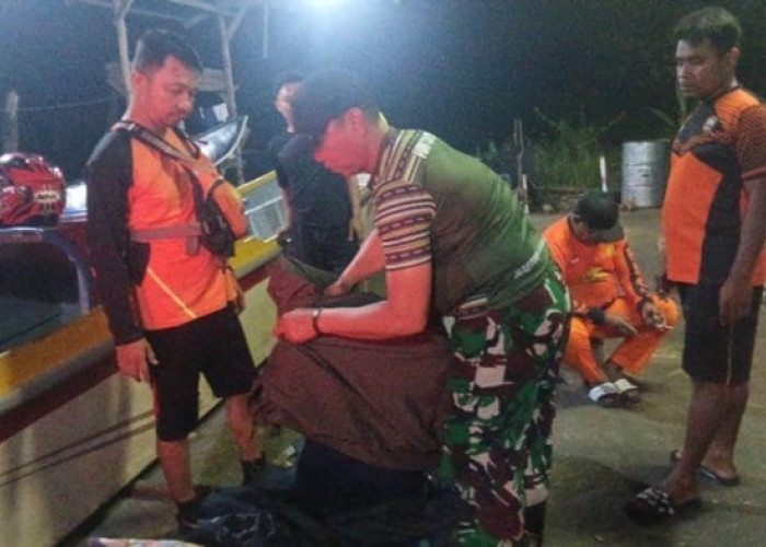 Sempat Hilang Kontak, Longboat Tujuan Dobo Berhasil Ditemukan   ‎