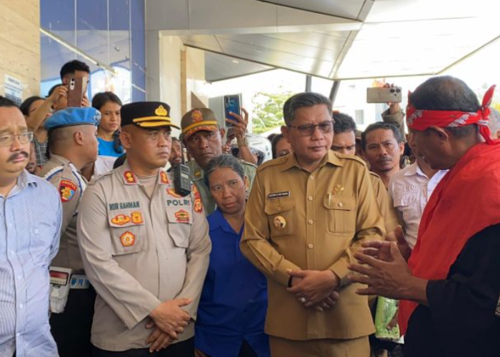 Pemkot Ambon Mediasi Sengketa Lahan antara Keluarga Hatulesila dan Supermarket Dian Pertiwi