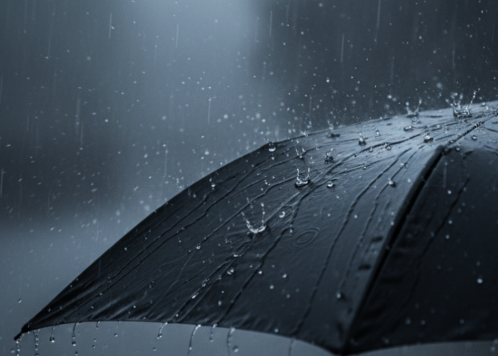 Ambon dan Mayoritas Kota Besar Diprediksi Diguyur Hujan Ringan hingga Sedang