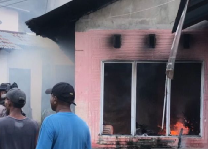 Bentrok Antar Warga Desa Hunuth dan Hitu Berawal dari Tawuran Pelajar