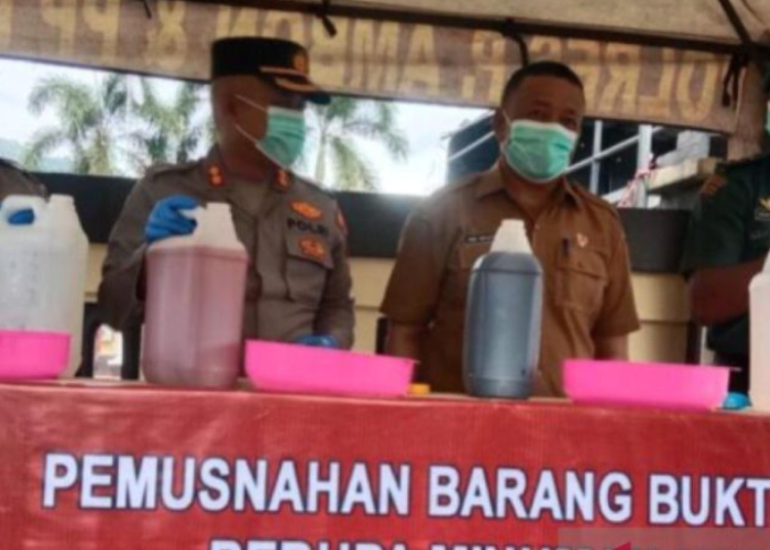 Polresta Ambon Musnahkan 3.800 Liter Miras Jenis Sopi dari Hasil Sitaan, Pemkot Siap Perketat Jalur Masuk