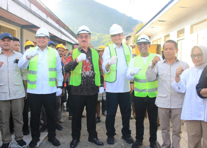 Gubernur Lewerissa Resmikan Proyek 