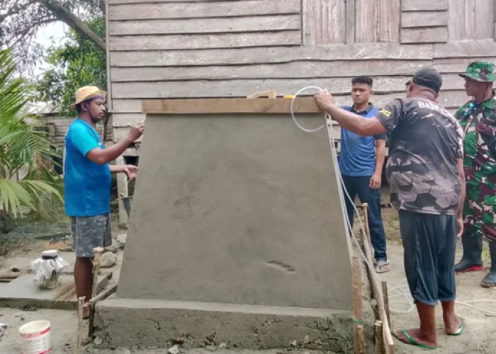 Ramadhan Tak Surutkan Semangat Satgas TMMD dan Pemkab Kepulauan Aru Tustaskan Program RTLH dan Air Bersih