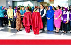 Fokus Percepatan Transformasi 6 SPM, Ketua TP Posyandu Maluku Kunjungi Kepulauan Aru 