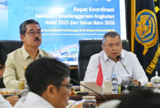 Menhub Tinjau Kesiapan Angkutan Nataru di Ambon, Tekankan Kewaspadaan Cuaca Ekstrem