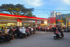 Fraksi PDI Perjuangan Sesalkan Pernyataan Pertamina Terkait Kelangkaan BBM di Ambon 