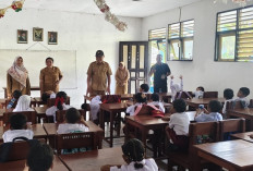 Bupati Pantau Hari Pertama Sekolah