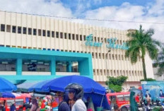 Gedung Pasar Mardika Ambon Rawan Maling, Walikota Minta Pemprov Maluku Dengarkan Keluhan Pedagang 